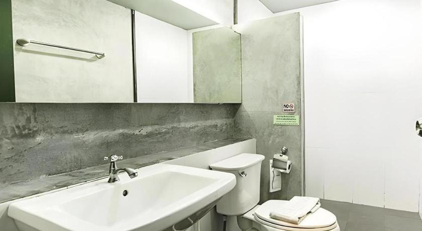 B2 Green Boutique And Budget Hotel Τσιάνγκ Μάι Εξωτερικό φωτογραφία